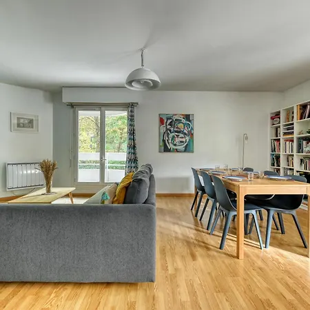 3 Bedroom With Balconies Appartamento Parigi
